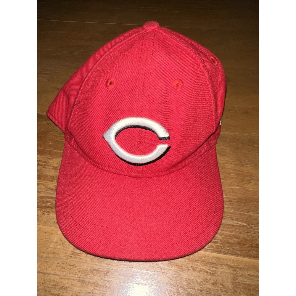 Cincinnati‎ Reds New Era 9FORTY Red w/White Logo Strapback Adjustable Hat Cap